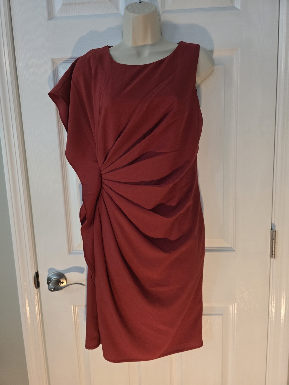 Asymmetrical One-Shoulder Twist Dress in Wine